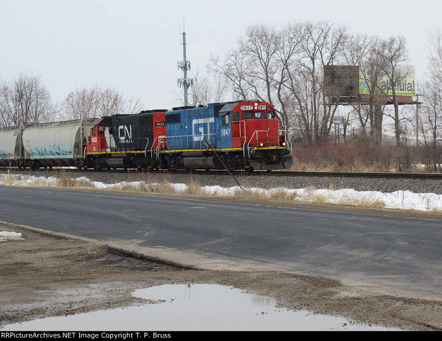 GTW 5847 and IC 9622 